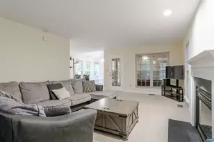 240 Oakmont Dr, Gordonsville, VA 22942 - Photo 4