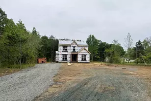 14098 Shannon Hill Rd, Louisa, VA 23093 - Photo 2