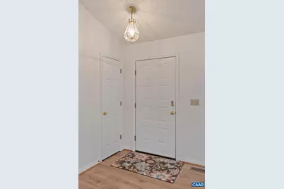 7 Englewood Dr, Palmyra, VA 22963 - Photo 6