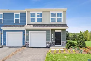 19 Grayson Village Dr, Barboursville, VA 22923 - Photo 2