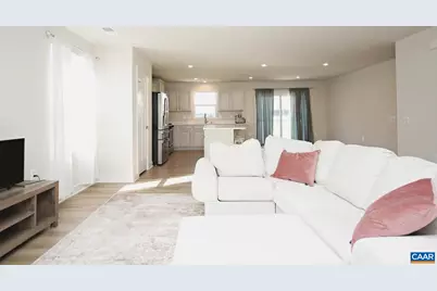 127 Virginia Ave, Palmyra, VA 22963 - Photo 4