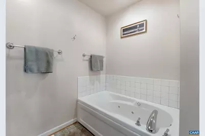 37 West Lake Forest Dr, Palmyra, VA 22963 - Photo 18