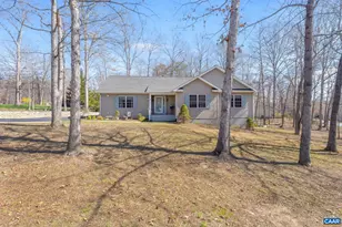 70 Riverside Dr, Palmyra, VA 22963 - Photo 2
