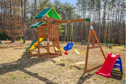 121 Trillium Ln, Troy, VA 22974 - Photo 36