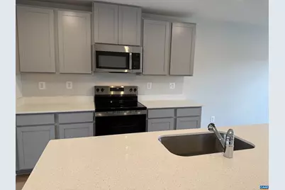 99 Oldfield Dr, Charlottesville, VA 22902 - Photo 4