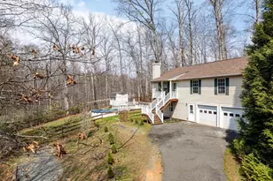 1029 W Daffodil Rd, Ruckersville, VA 22968 - Photo 4