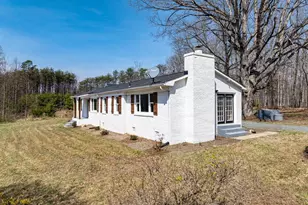 19 Harlow Town Rd, Louisa, VA 23093 - Photo 2