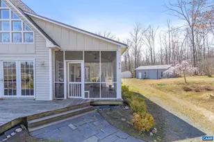 379 Fox Ridge Ln, Palmyra, VA 22963 - Photo 2