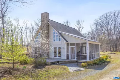 379 Fox Ridge Ln, Palmyra, VA 22963 - Photo 1