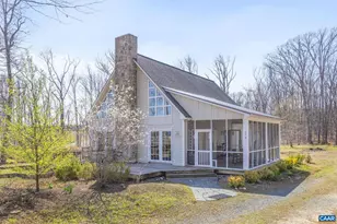 379 Fox Ridge Ln, Palmyra, VA 22963 - Photo 1