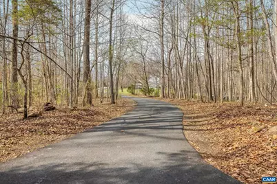 462 Fox Hunters Ln, Madison, VA 22727 - Photo 8