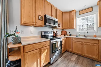 201 Tanglewood Dr, Barboursville, VA 22923 - Photo 12