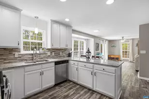18383 James Madison Hwy, Troy, VA 22974 - Photo 16