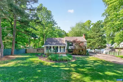 2305 Old Coach Ln, Henrico, VA 23238 - Photo 2