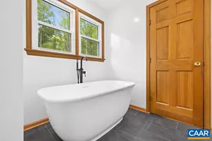 881 Oak Creek Rd, Palmyra, VA 22963 - Photo 36