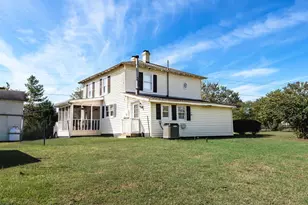 21 Bright Acres Ct, Brightwood, VA 22715 - Photo 2