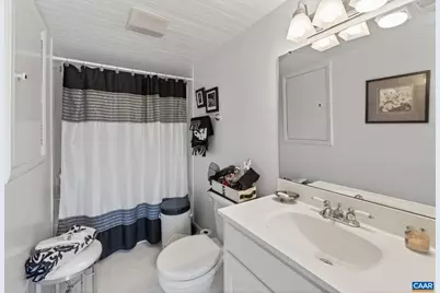 28 Ridgeway Farm Ct, Keswick, VA 22947 - Photo 34