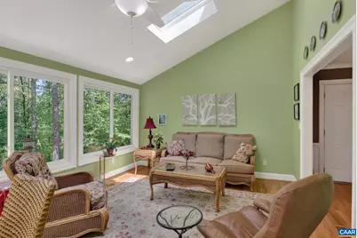 296 Jefferson Dr, Palmyra, VA 22963 - Photo 12