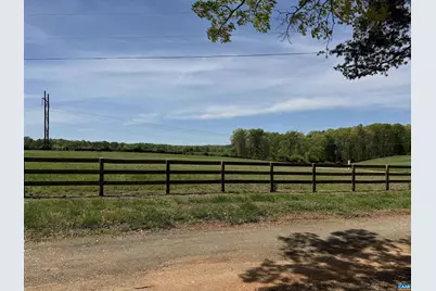 86 Saddle Creek Ln, Palmyra, VA 22963 - Photo 2