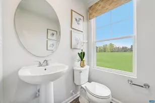 319 Oldfield Dr, Charlottesville, VA 22902 - Photo 12