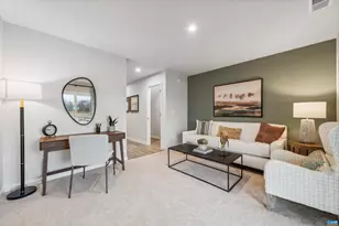319 Oldfield Dr, Charlottesville, VA 22902 - Photo 2