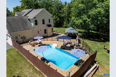 490 Two Rivers Dr, Troy, VA 22974 - Photo 2