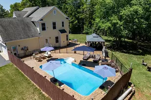 490 Two Rivers Dr, Troy, VA 22974 - Photo 2