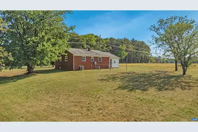 712 Fredericks Hall Rd, Bumpass, VA 23024 - Photo 34