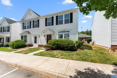 72 Villa Cir, Palmyra, VA 22963 - Photo 1