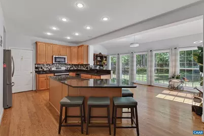 504 Willow Ridge Rd, Troy, VA 22974 - Photo 10