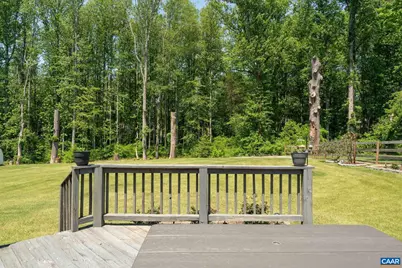 355 Whitethorn Ct, Ruckersville, VA 22968 - Photo 8