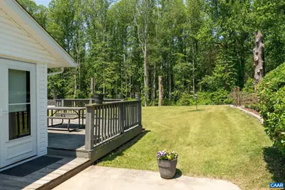 355 Whitethorn Ct, Ruckersville, VA 22968 - Photo 6