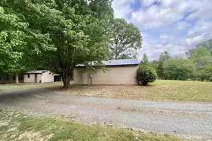 2517 Bethany Church Rd, Bumpass, VA 23024 - Photo 10