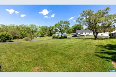 9070 Spotswood Trl, Stanardsville, VA 22973 - Photo 10