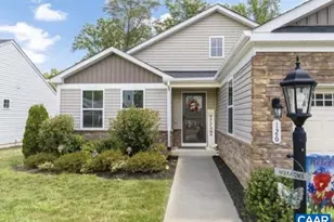 126 Virginia Ave, Palmyra, VA 22963 - Photo 2