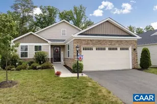 126 Virginia Ave, Palmyra, VA 22963 - Photo 1