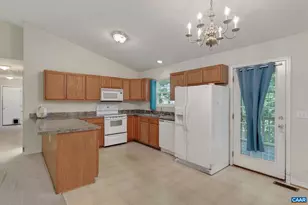 738 Jefferson Dr, Palmyra, VA 22963 - Photo 10