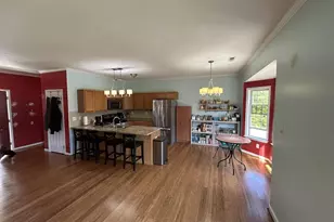 1307 Hardware Rd, Scottsville, VA 24590 - Photo 2