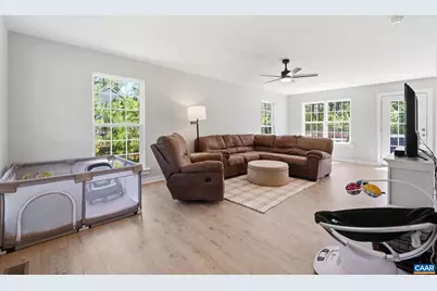 75 Kyle Ct, Zion Crossroads, VA 22942 - Photo 4