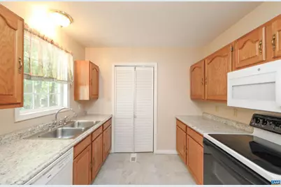 26 West Lake Forest Dr, Palmyra, VA 22963 - Photo 4