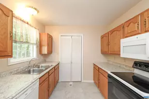 26 W Lake Forest Dr, Palmyra, VA 22963 - Photo 4