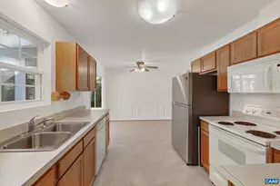 6 Deer Path Rd, Palmyra, VA 22963 - Photo 12