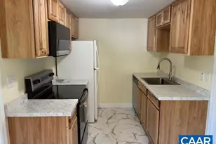 420 Rolling Path Rd, Louisa, VA 23093 - Photo 2