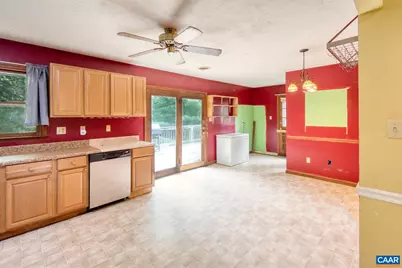 748 Snow Mountain Rd, Stanardsville, VA 22973 - Photo 10
