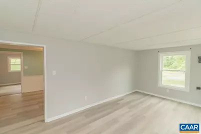 1043 Ford Ave, Stanardsville, VA 22973 - Photo 4