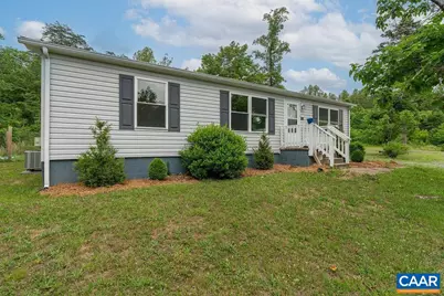 1043 Ford Ave, Stanardsville, VA 22973 - Photo 2