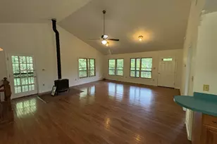 4893 Weakley Hollow Rd, Syria, VA 22743 - Photo 4