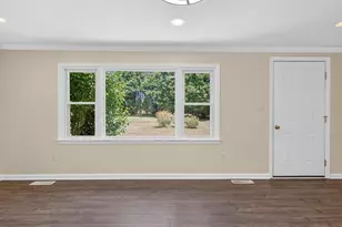 625 S Spotswood Trail, Louisa, VA 23093 - Photo 12