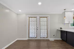 625 S Spotswood Trail, Louisa, VA 23093 - Photo 6
