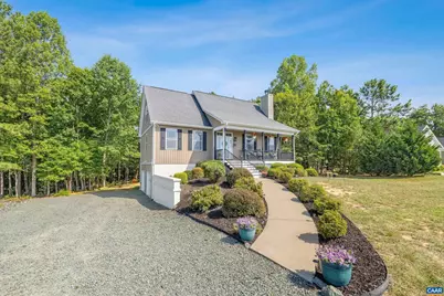306 Rosewood Dr, Scottsville, VA 24590 - Photo 1